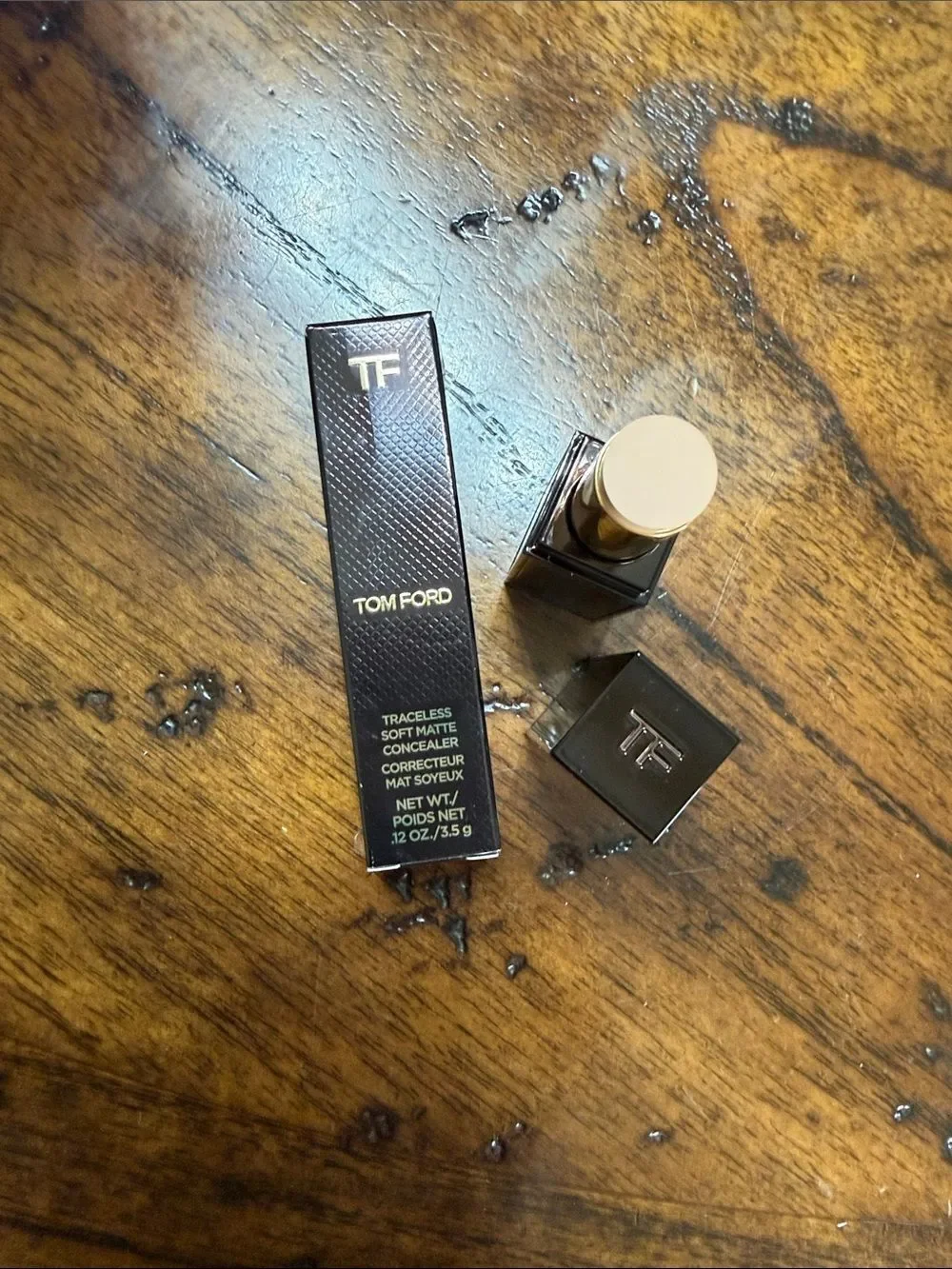 TOM FORD Traceless Soft Matte Concealer in 0W0 Shell - fair skin lt yellow New